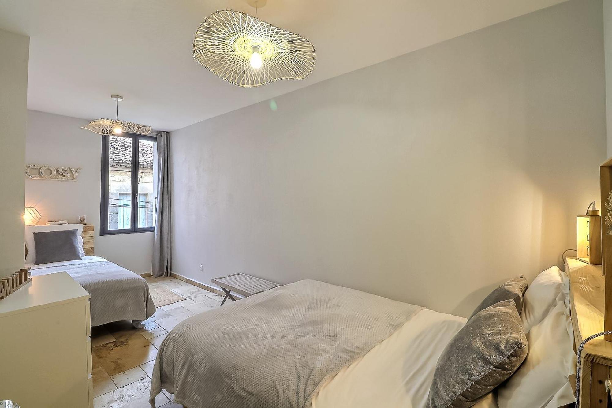 Le Logy-Cosy - Appartement 5 Pers - Clim Wifi Cosy Garage Saint-Gilles  Extérieur photo